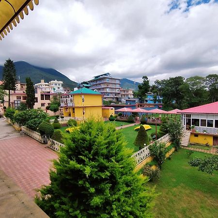 Madpackers Bir Hostel Exterior photo