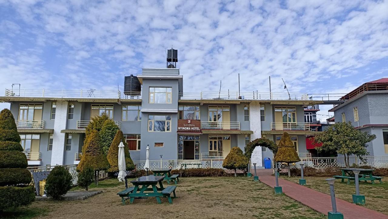 Madpackers Bir Hostel Exterior photo